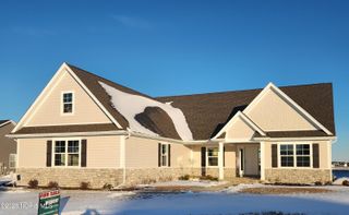 25240 John F. Mccarthy Way, 157, Perrysburg, OH 43551