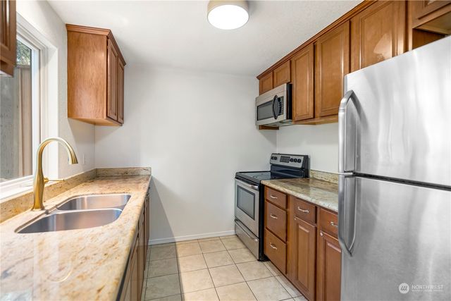 17303 Spanaway Loop Road S #2, Spanaway, WA 98387