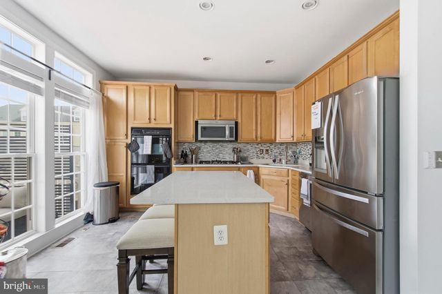 4904 DASHIELL PL, Woodbridge, VA 22192