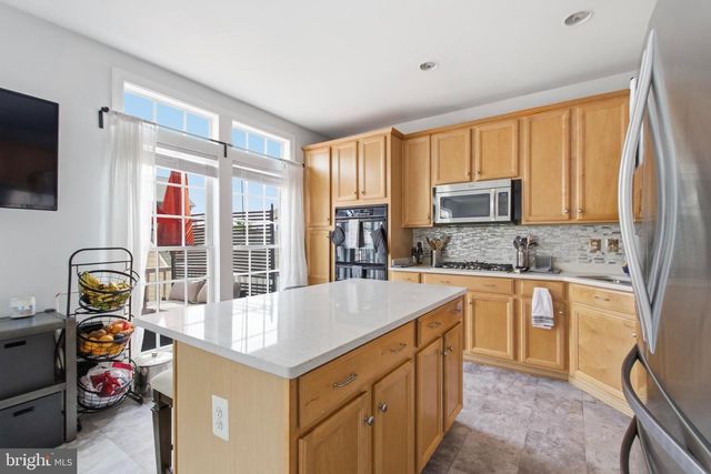 4904 DASHIELL PL, Woodbridge, VA 22192