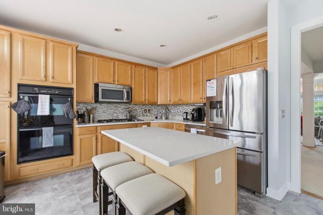 4904 DASHIELL PL, Woodbridge, VA 22192