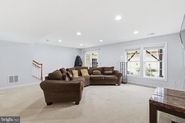 4904 DASHIELL PL, Woodbridge, VA 22192