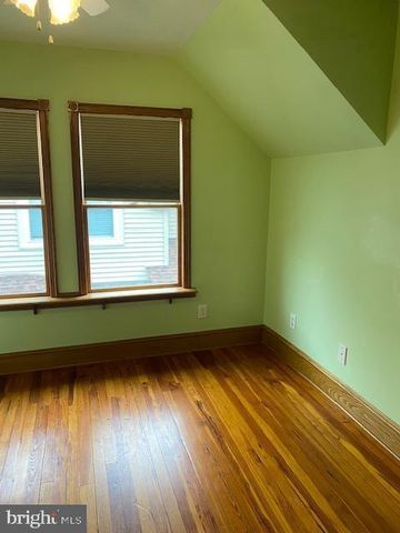30 THOMAS AVE, Bryn Mawr, PA 19010