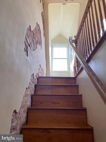 30 THOMAS AVE, Bryn Mawr, PA 19010