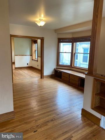 30 THOMAS AVE, Bryn Mawr, PA 19010