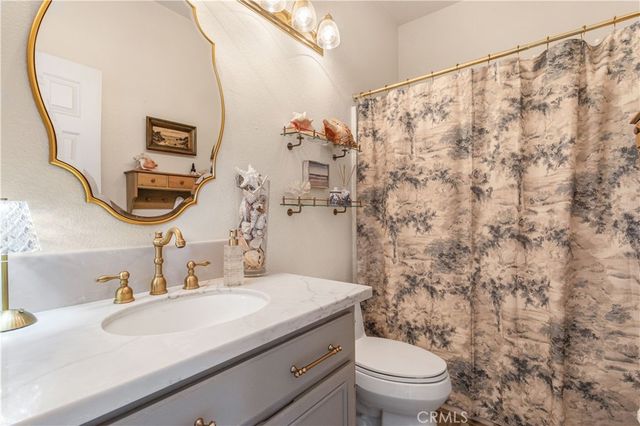 37849 Bear View Circle, Murrieta, CA 92562