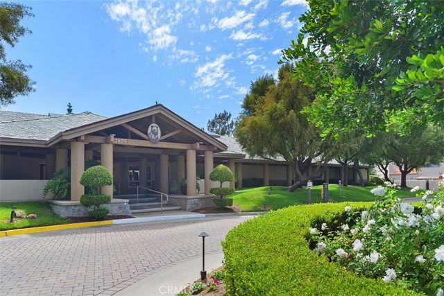 37849 Bear View Circle, Murrieta, CA 92562