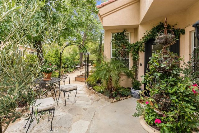 37849 Bear View Circle, Murrieta, CA 92562