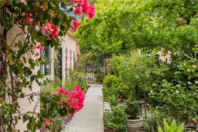 37849 Bear View Circle, Murrieta, CA 92562
