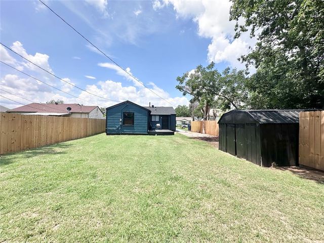 2011 N Dorothy Avenue, Shawnee, OK 74804