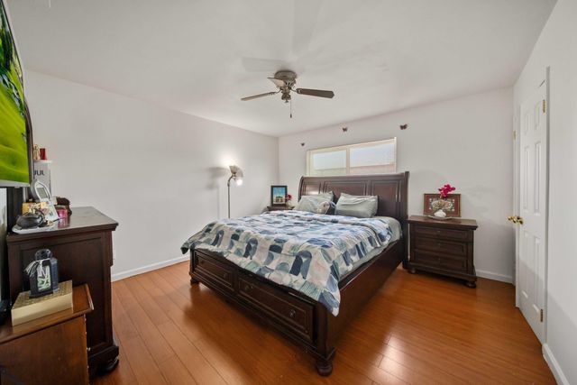 9051 Cedros Avenue 5, Panorama City, CA 91402