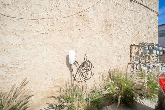 9051 Cedros Avenue 5, Panorama City, CA 91402