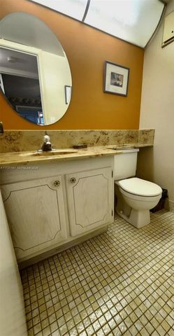564 Durham T 564 564, Deerfield Beach, FL 33442