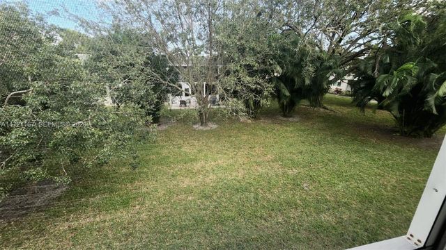 564 Durham T 564 564, Deerfield Beach, FL 33442