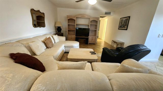 564 Durham T 564 564, Deerfield Beach, FL 33442
