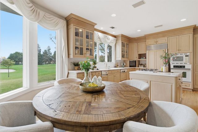 4239 Saint Andrews Dr, Stockton, CA 95219