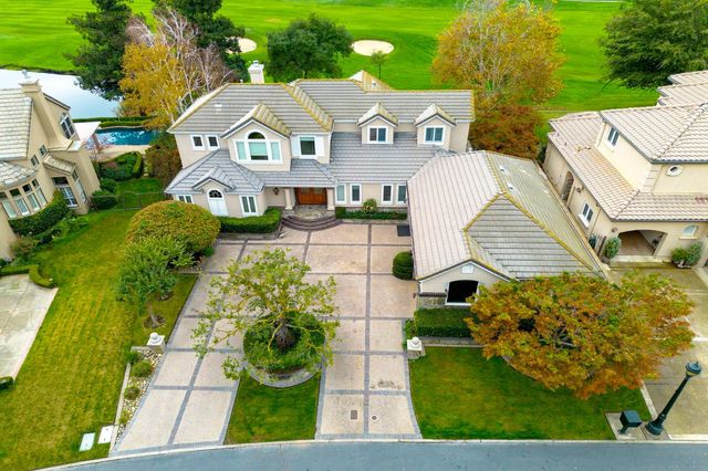 4239 Saint Andrews Dr, Stockton, CA 95219