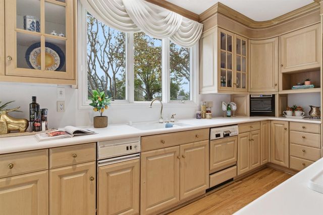 4239 Saint Andrews Dr, Stockton, CA 95219