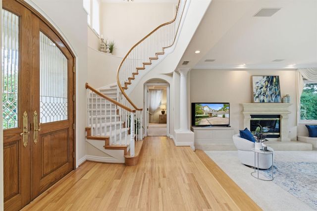 4239 Saint Andrews Dr, Stockton, CA 95219