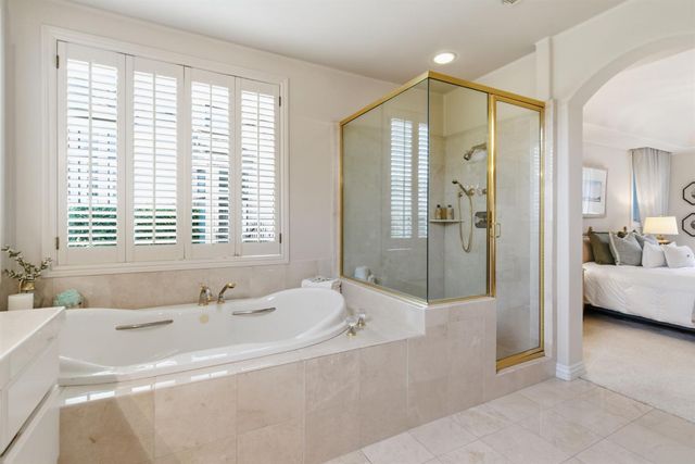 4239 Saint Andrews Dr, Stockton, CA 95219