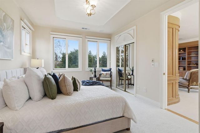 4239 Saint Andrews Dr, Stockton, CA 95219