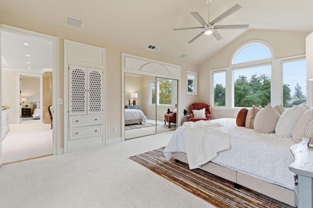 4239 Saint Andrews Dr, Stockton, CA 95219