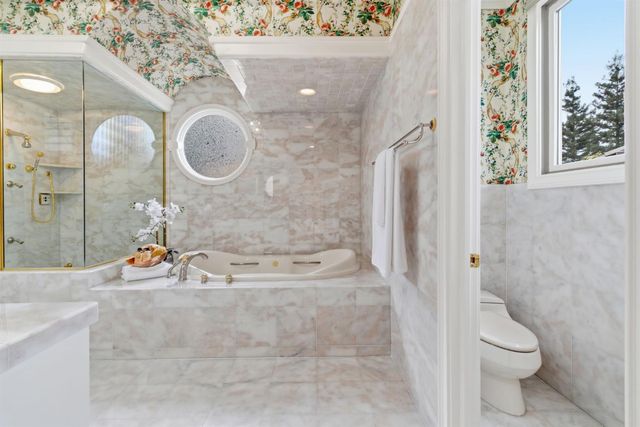 4239 Saint Andrews Dr, Stockton, CA 95219