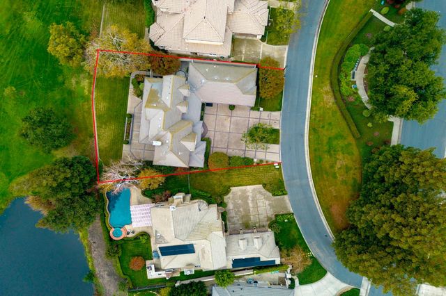 4239 Saint Andrews Dr, Stockton, CA 95219