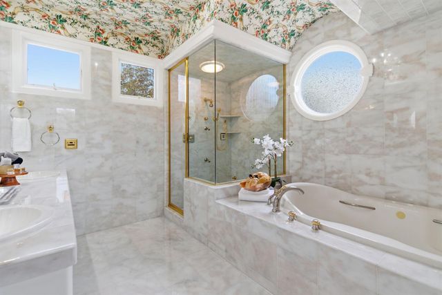 4239 Saint Andrews Dr, Stockton, CA 95219