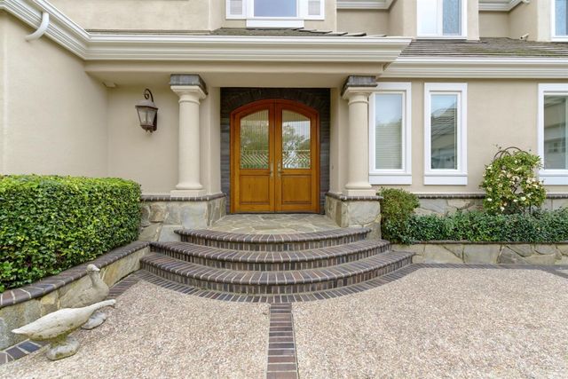 4239 Saint Andrews Dr, Stockton, CA 95219