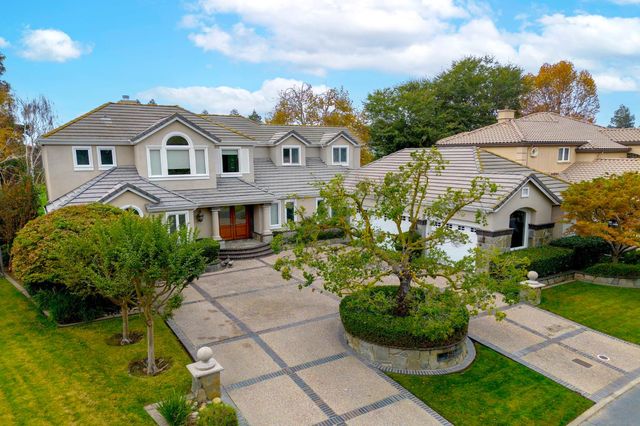 4239 Saint Andrews Dr, Stockton, CA 95219