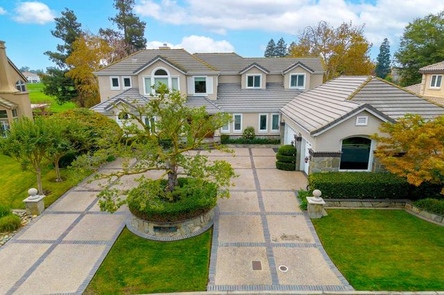 4239 Saint Andrews Dr, Stockton, CA 95219