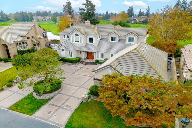 4239 Saint Andrews Dr, Stockton, CA 95219