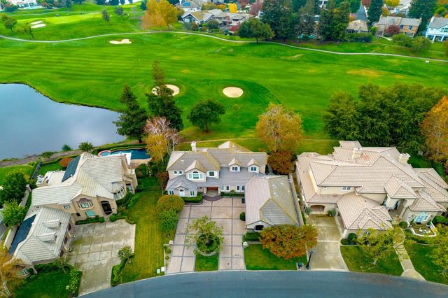 4239 Saint Andrews Dr, Stockton, CA 95219