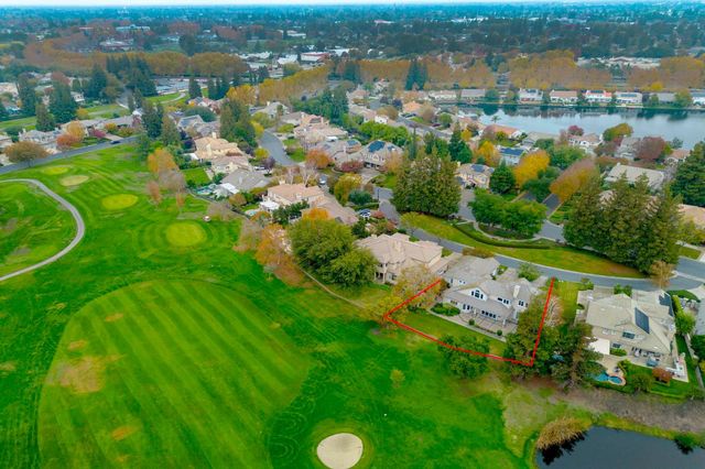 4239 Saint Andrews Dr, Stockton, CA 95219