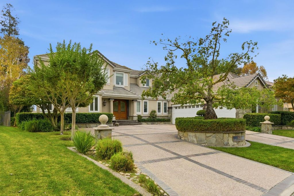 4239 Saint Andrews Dr, Stockton, CA 95219