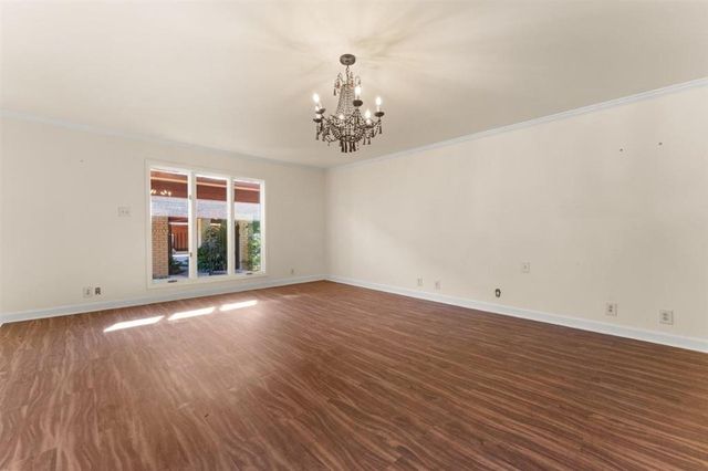 3210 Henderson Bayou Road, Lake Charles, LA 70605