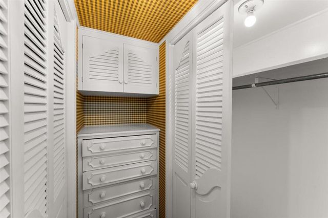 3210 Henderson Bayou Road, Lake Charles, LA 70605