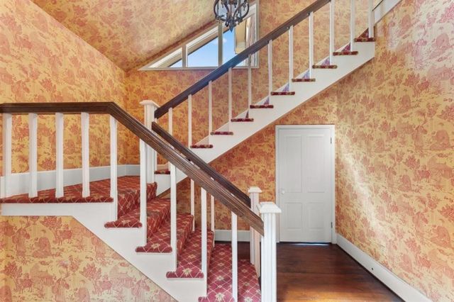 3210 Henderson Bayou Road, Lake Charles, LA 70605