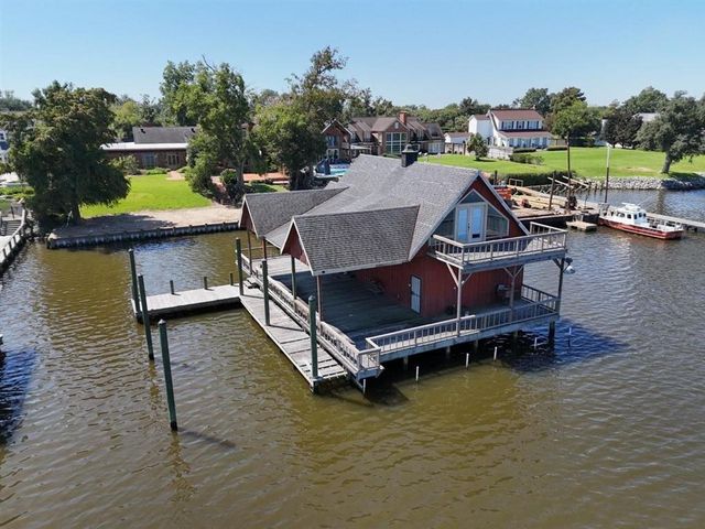 3210 Henderson Bayou Road, Lake Charles, LA 70605