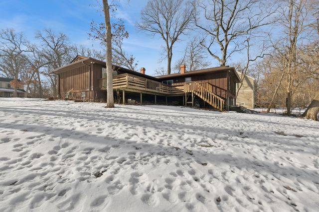 6814 Rhode Island Trail, Crystal Lake, IL 60012