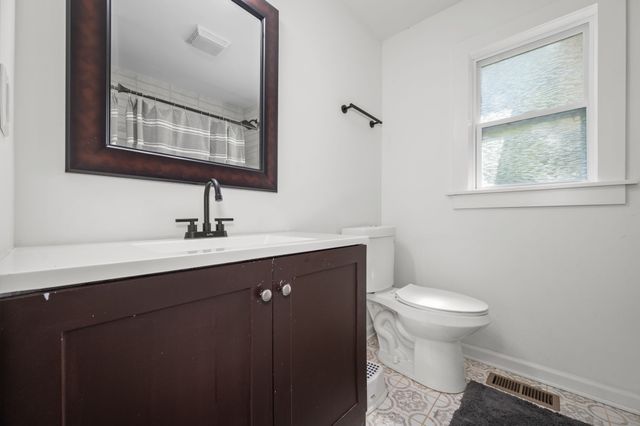 215 Hayes St, Woodbury, TN 37190