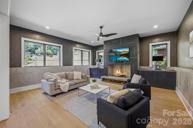 3416 Windsor Drive, Charlotte, NC 28209