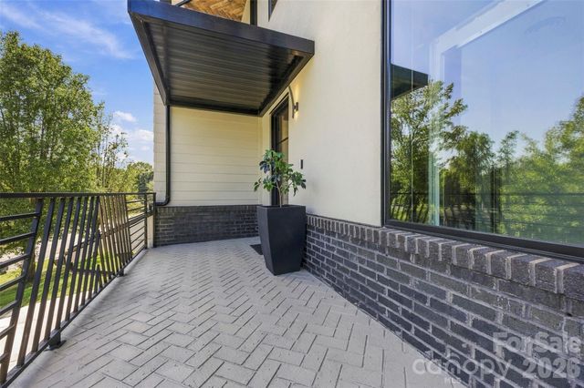 3416 Windsor Drive, Charlotte, NC 28209