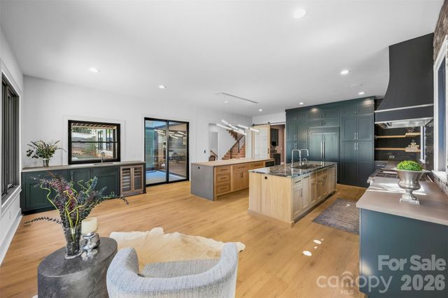 3416 Windsor Drive, Charlotte, NC 28209