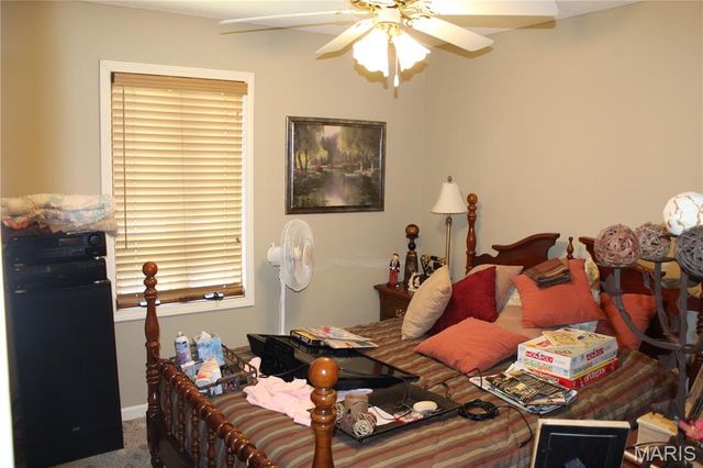 706 Highway Ra, Wappapello, MO 63966