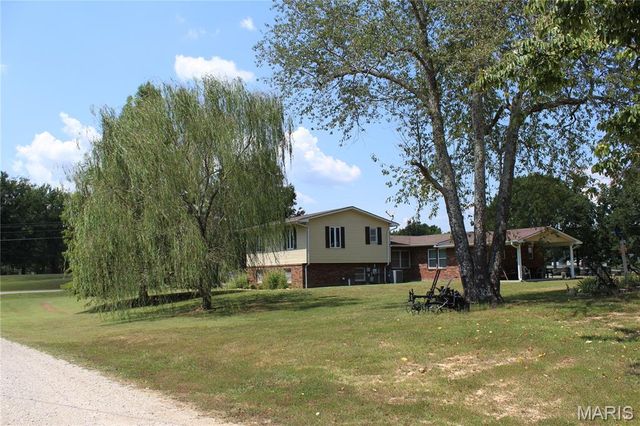 706 Highway Ra, Wappapello, MO 63966