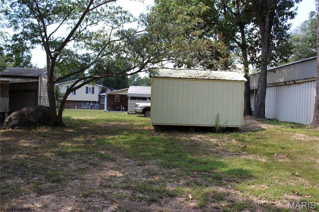 706 Highway Ra, Wappapello, MO 63966