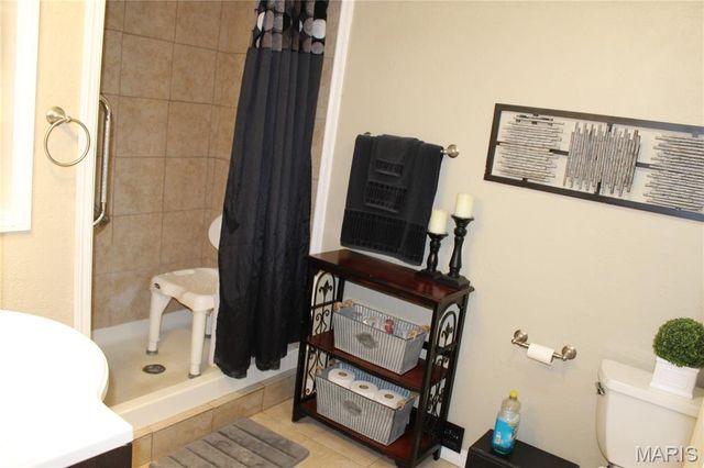 706 Highway Ra, Wappapello, MO 63966