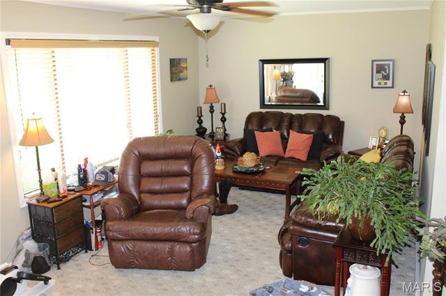 706 Highway Ra, Wappapello, MO 63966